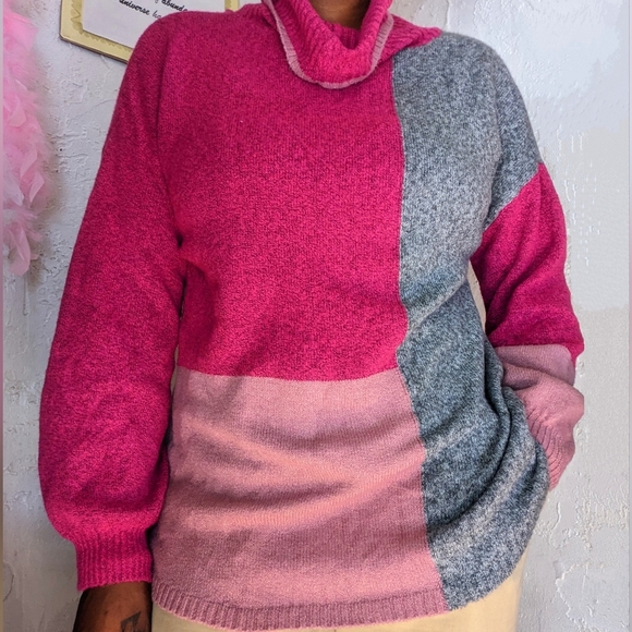 Masked Sweater - Picture 2 of 9